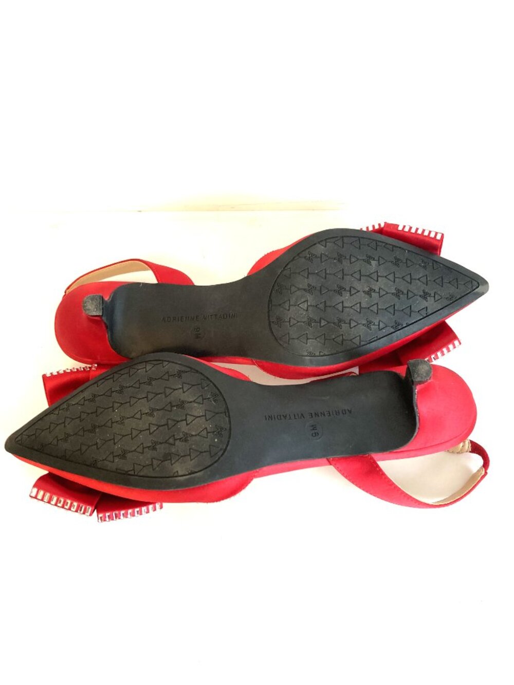 Adrienne Vittadini Red Satin Slingback Heels w/ Rhinestone Bow/ Size 9M - Picture 10 of 12